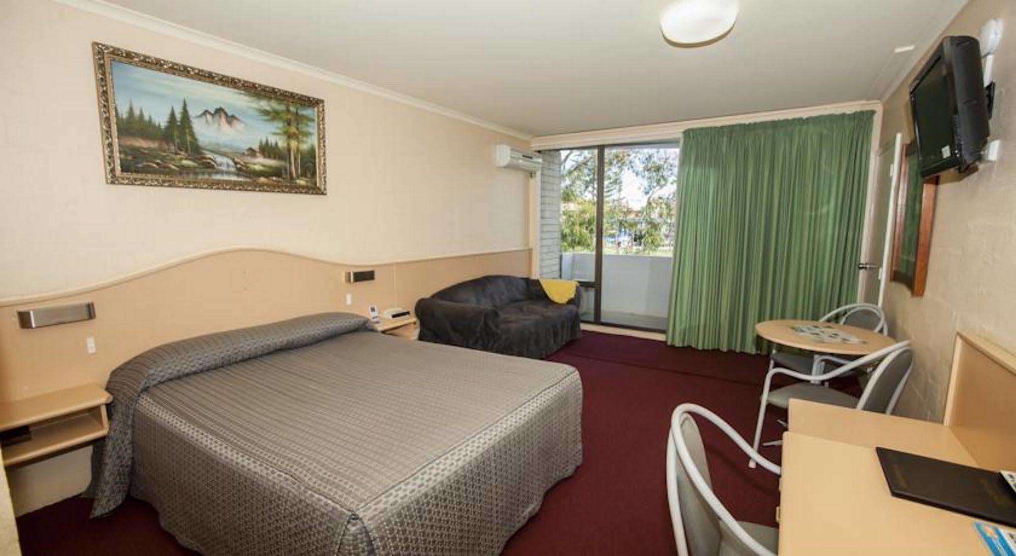 Palm Court Motor Inn Port Macquarie Zewnętrze zdjęcie